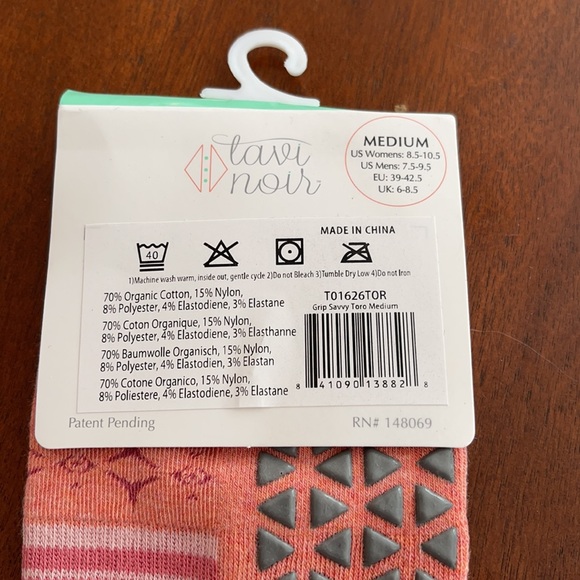 BNWT tavi noir pure barre socks - Picture 2 of 3